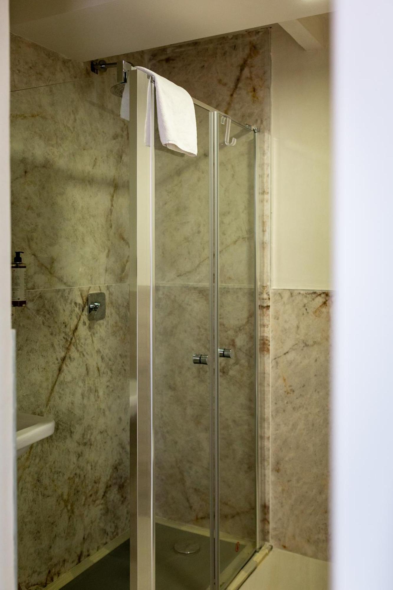 Residenza D'Epoca White Room ฟลอเรนซ์ ภายนอก รูปภาพ