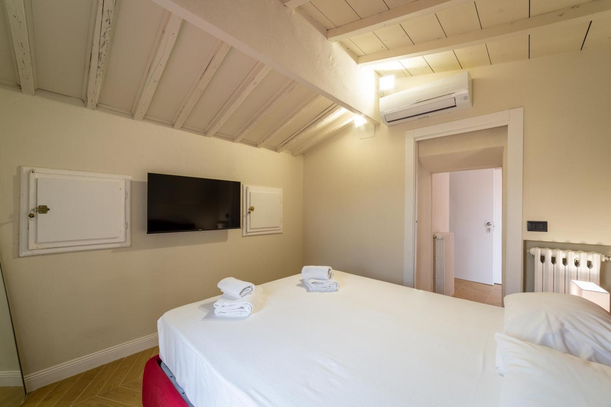 Residenza D'Epoca White Room ฟลอเรนซ์ ภายนอก รูปภาพ